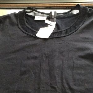 Akris punto size small tshirt style top